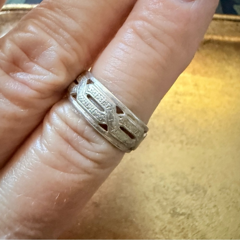 Vintage Sterling Silver Celtic Knot Band – Size 7.5 – Openwork Artisan Ring (3g)